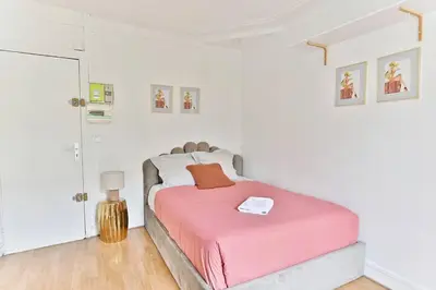Plan de l'établissement Petit Studio Paris Voltaire Nation