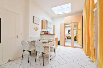 Plan de l'établissement Studio Appartement Quartier Musée du Louvre 3 Free Netflix