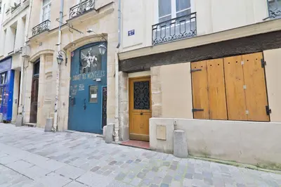 Plan de l'établissement Studio Appartement Quartier Saint-Michel Notre-Dame 2 Free Netflix