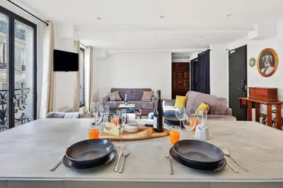 Coin salon dans l'établissement Bluestay 130 - Charmant appartement à Paris 2