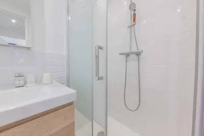 Salle de bains dans l'établissement Wonderful studio - 2P - Neuilly-sur-Seine