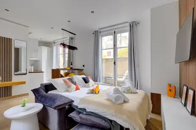 Un ou plusieurs lits dans un hébergement de l'établissement Bluestay 294 - Superbe appartement à Paris 17