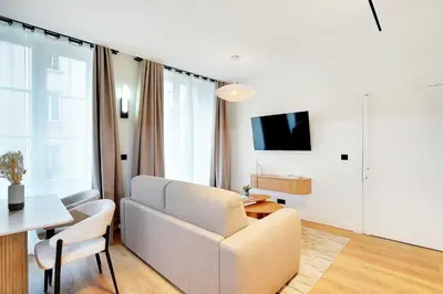 Télévision ou salle de divertissement dans l'établissement Beautiful Apartment - 1BR-4P - Le Marais