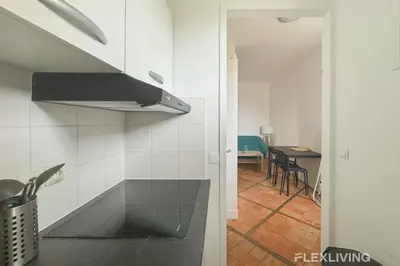 Cuisine ou kitchenette dans l'établissement Flexliving - room - Lemoine