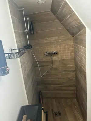 Salle de bains dans l'établissement Petit studio a proximité des Galeries Lafayette