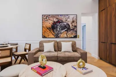 Coin salon dans l'établissement Charming flat - 2BR- 6P - Arc de Triomphe