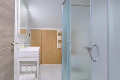 Salle de bains dans l'établissement Bluestay 286 - Cozy appartement à Paris