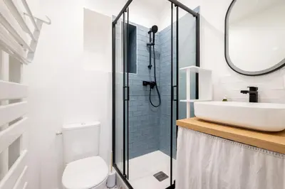 Salle de bains dans l'établissement Studio de Bourgoin - Welkeys