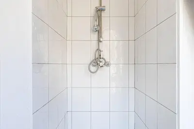 Salle de bains dans l'établissement GuestReady - Studio Lumineux et Charmant pour Deux