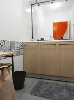 Cuisine ou kitchenette dans l'établissement Superb modern apartment