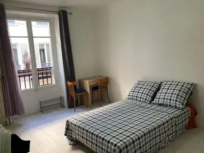 Un ou plusieurs lits dans un hébergement de l'établissement studio