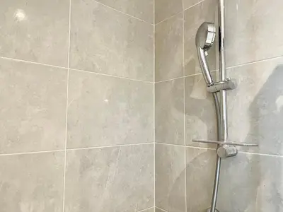Salle de bains dans l'établissement Petit appartement agréable au cœur du 11e arrondissement
