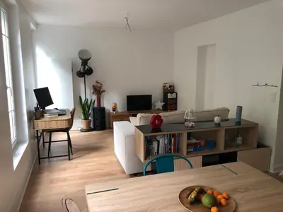 Télévision ou salle de divertissement dans l'établissement Appartement Paris Alésia Montparnasse