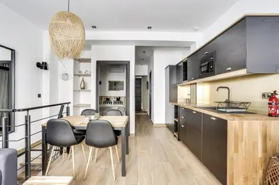 Cuisine ou kitchenette dans l'établissement Bluestay 25 - Charmant appartement à Paris 12