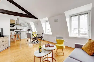 Cuisine ou kitchenette dans l'établissement Bluestay 239 - Superbe appartement à Pigalle