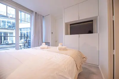 Plan de l'établissement CIA - 2BR Madeleine Champs Elysees