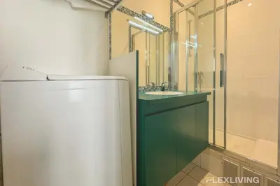 Salle de bains dans l'établissement Flexliving - T2 - Servan