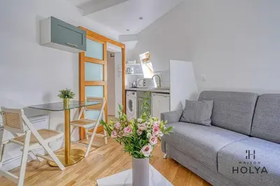 Coin salon dans l'établissement Proche Haussman - Le Mignon - 289B
