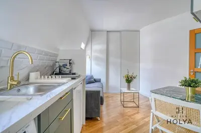 Cuisine ou kitchenette dans l'établissement Proche Haussman - Le Mignon - 289B