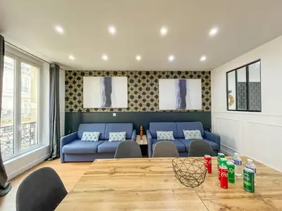 Coin salon dans l'établissement Urban Flat 17 - Pretty 3 Bedroom Flat in Paris