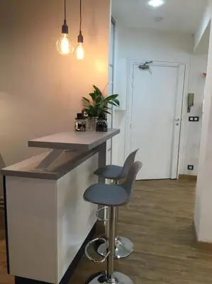 Plan de l'établissement Newly renovated spacious apartment in Montorgeuil area