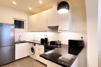 Cuisine ou kitchenette dans l'établissement Parc Luxembourg