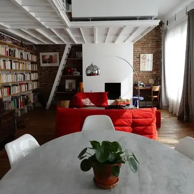 Loft style condo 4 people in central and trendy Paris