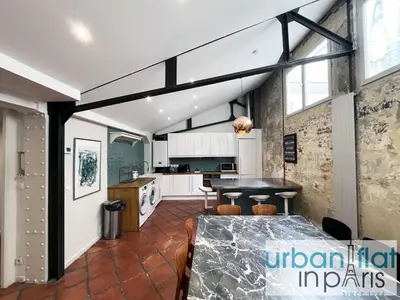Cuisine ou kitchenette dans l'établissement Urban Flat 161 - Sublime Luxury Flat in Paris