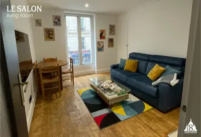 Coin salon dans l'établissement 18 Montmartre