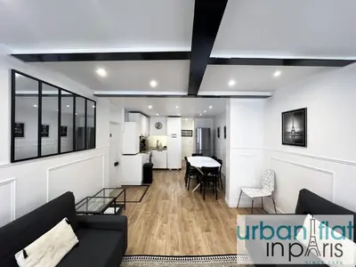 Cuisine ou kitchenette dans l'établissement Urban Flat 14 - Charming 3 BDR Flat in Paris