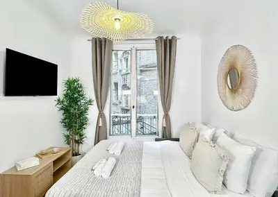 Un ou plusieurs lits dans un hébergement de l'établissement Porte de Versailles - Executive apartment with lift for 4