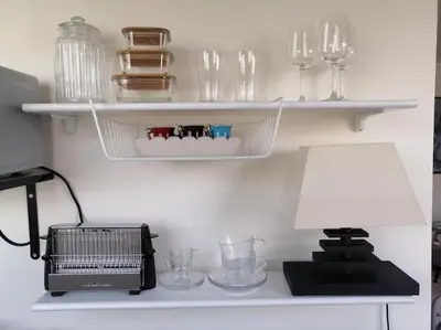 Cuisine ou kitchenette dans l'établissement Top floor parisian apartment with terrace