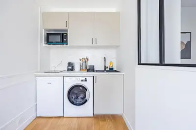Cuisine ou kitchenette dans l'établissement Appart 1 chambre#Tour Eiffel#Champ de Mars#Paris 7