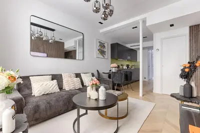 Coin salon dans l'établissement Stylish 2 Bedroom near Montmartre Sacré Cœur