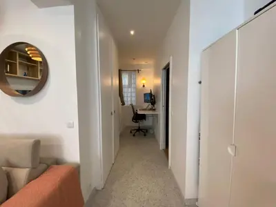 Télévision ou salle de divertissement dans l'établissement Calm & Charming Atelier in Paris