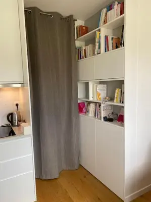 Cuisine ou kitchenette dans l'établissement Charmant perchoir plein sud à Boulogne !