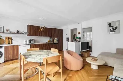 Cuisine ou kitchenette dans l'établissement Design appartement in Le Marais