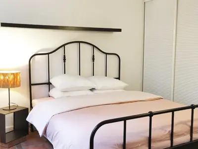 Un ou plusieurs lits dans un hébergement de l'établissement Le Marais style APT with 3 bdrs 3 mns Republique N3-43
