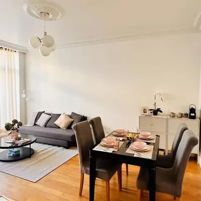 Coin salon dans l'établissement 2 bedrooms in marais