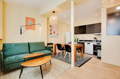 Cuisine ou kitchenette dans l'établissement Appart lumineux 4 personnes