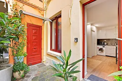 Cuisine ou kitchenette dans l'établissement Appartement neuf au coeur de Paris