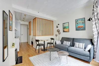 Coin salon dans l'établissement Saint-Honore - Sublime appartement