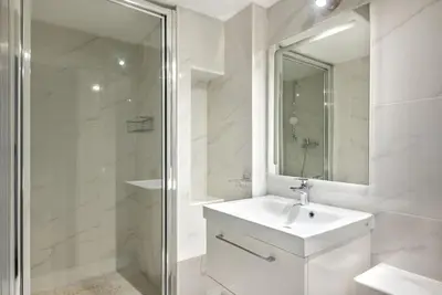 Salle de bains dans l'établissement Spacieux et confortable avec vue Tour Eiffel