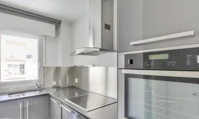 Cuisine ou kitchenette dans l'établissement Another Attractive Flat near by St-Germain, St-Placide