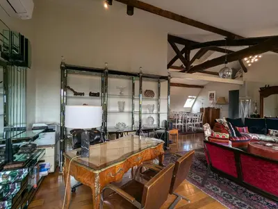 Coin salon dans l'établissement Vaste loft avec vue - Trudaine