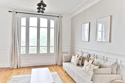 Coin salon dans l'établissement Appartement Vue panoramique sur la capitale - II