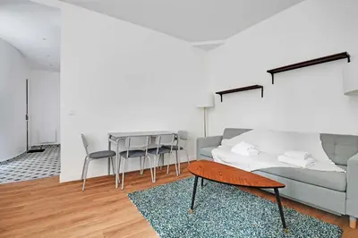 Coin salon dans l'établissement Comfortable apt - 1BD - 4P - Montmartre