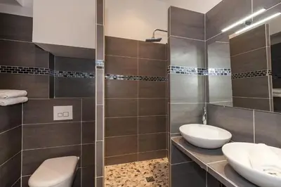 Salle de bains dans l'établissement Pick A Flat's Apartment in Bastille - Rue Mornay