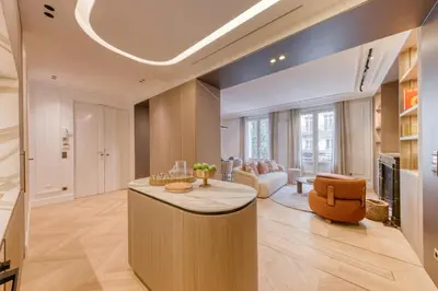 Coin salon dans l'établissement Prestige l 3CH l 2SDB l Clim l Louvre