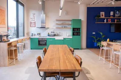 Cuisine ou kitchenette dans l'établissement Résidence Kley Clichy